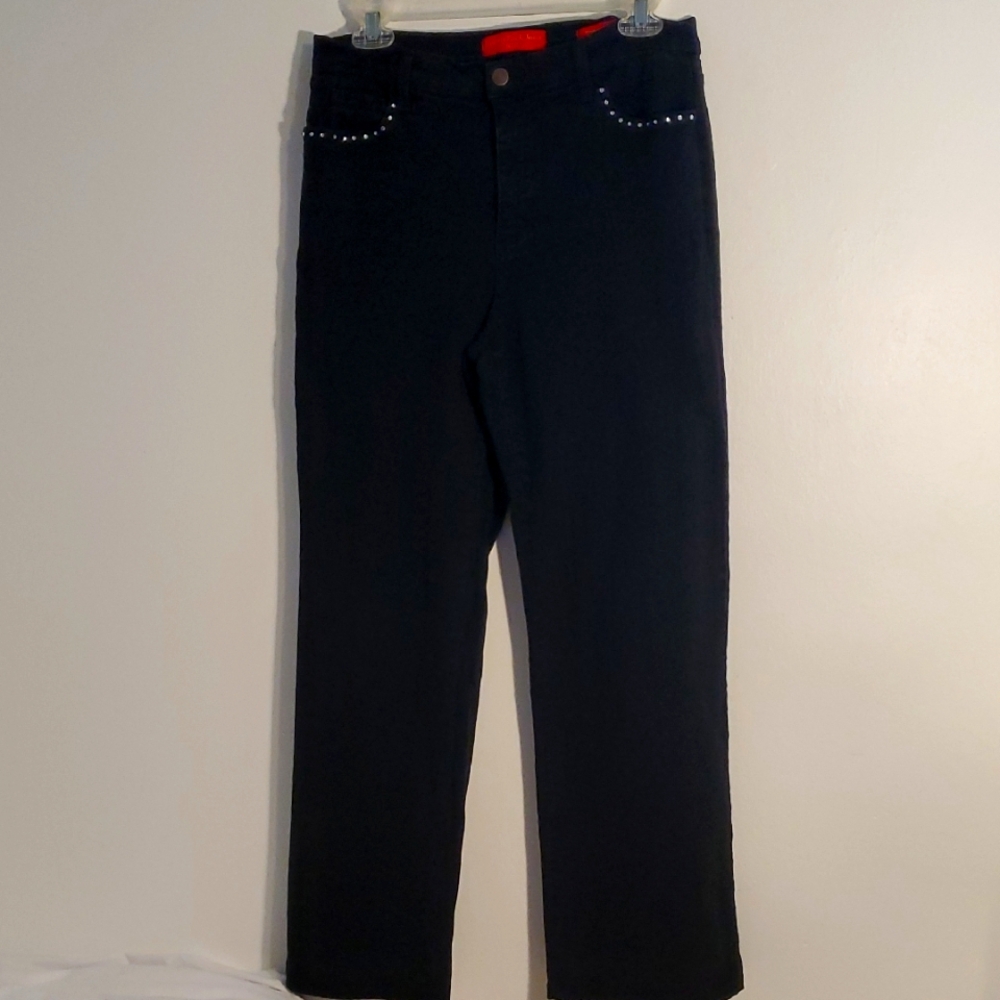 EUC NYDJ Tummy Tuck Black Jeans With Rhinestone Accents.